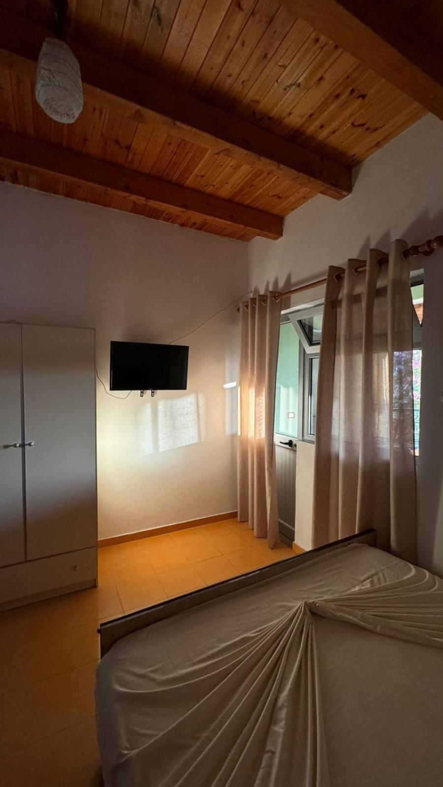 Bregdeti * Velipojë